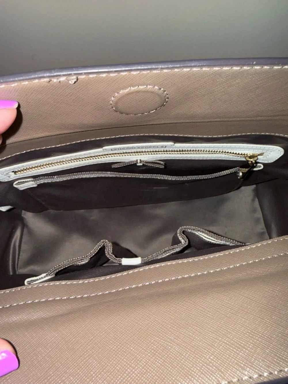 ❌SOLD❌Henri Bendel W 57th Laser-Cut Satchel - Pewter/Metallic Grey - Picture 12 of 15